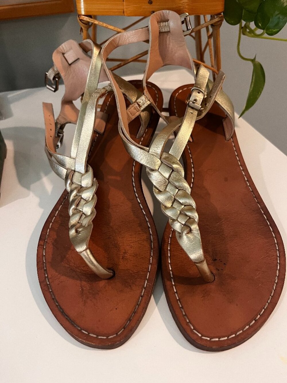 Belle by Sigerson Morrison Gold Thong Sandal - Size 7.5